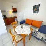 In 42056 Apartament Dramalj