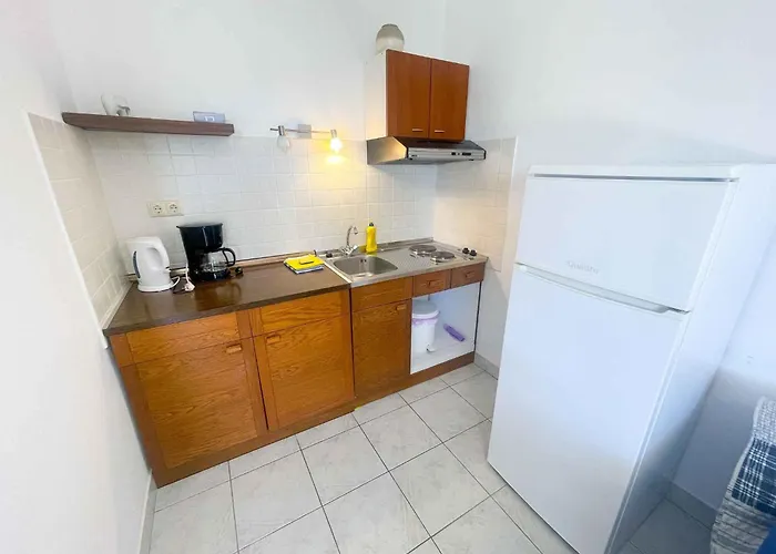 In 42056 * דראמליי